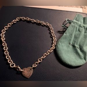 Tiffany & Co. 16” Please Return to Tiffany & Co Silver New York 925 necklace